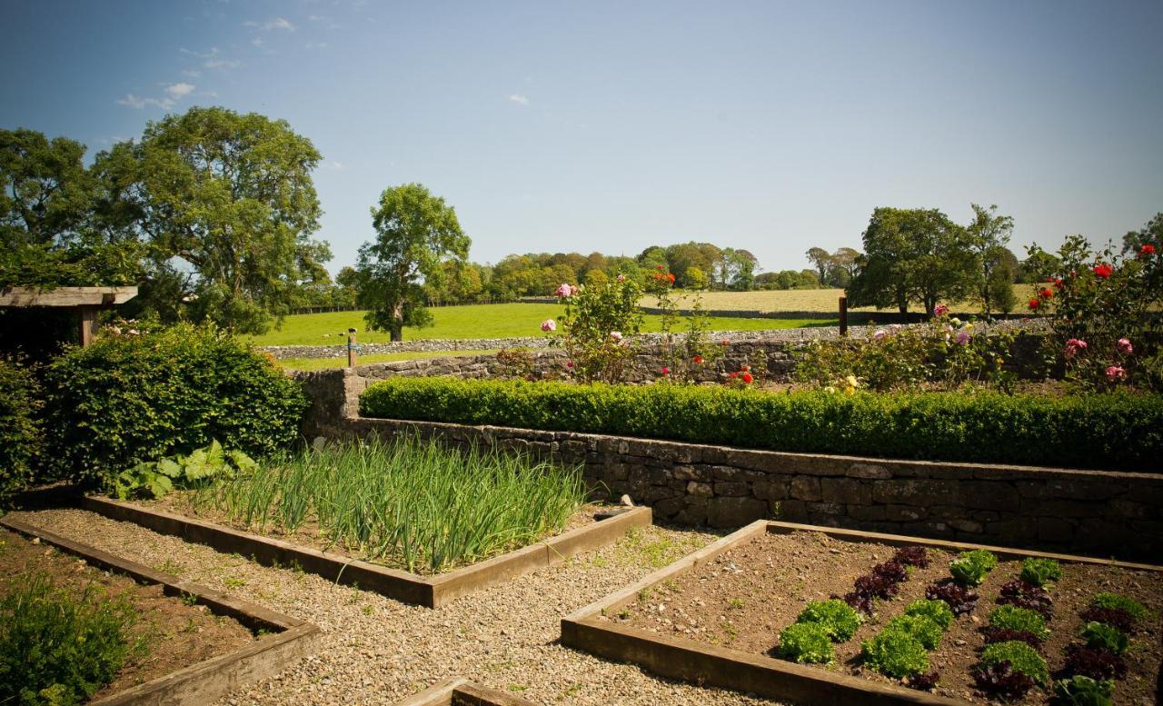 Cahergal Farmhouse B&B Newmarket-on-Fergus Eksteriør bilde
